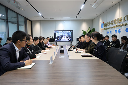 2月21日，進(jìn)出口公司傳達(dá)學(xué)習(xí)陜外集團(tuán)深化“三個(gè)年”活動(dòng)暨“二次創(chuàng)業(yè)”推進(jìn)會(huì)精神。_副本.jpg